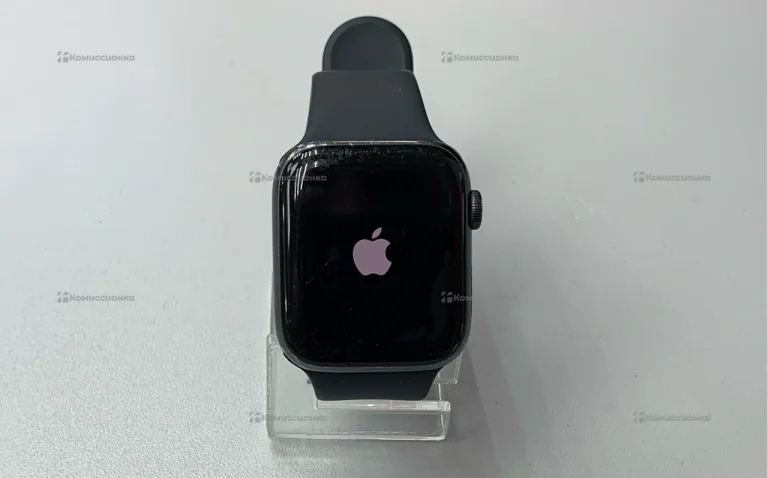 Часы  Apple Watch SE 44 mm gen 1