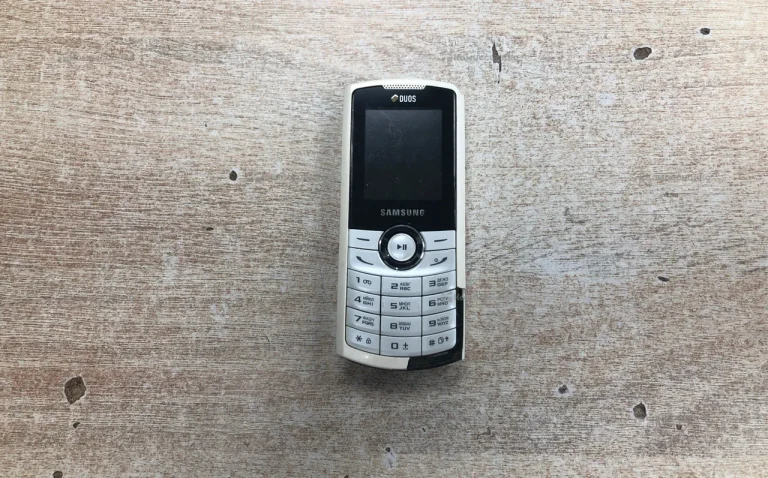 Samsung E2232