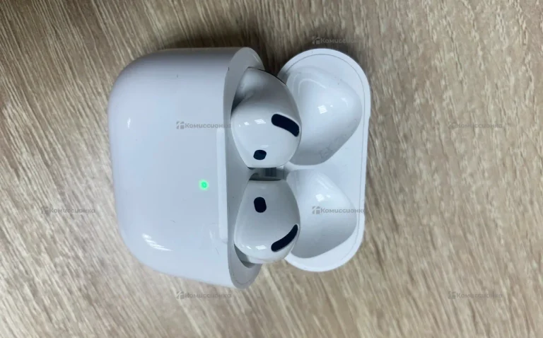 Наушники  AirPods 4