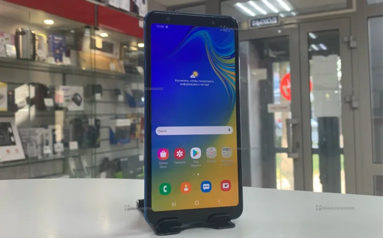 Samsung Galaxy A7 4/64 ГБ