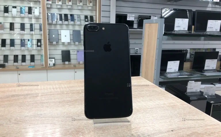 Apple iPhone 7 Plus 3/128 ГБ