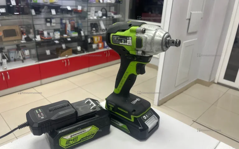 Аккумуляторный ударный гайковерт greenworks GD24IW