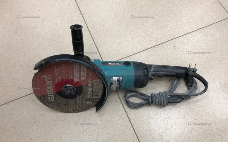 УШМ makita 9069 (курок не фиксирует)