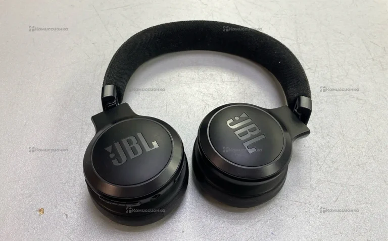 Наушники JBL Live 670NC