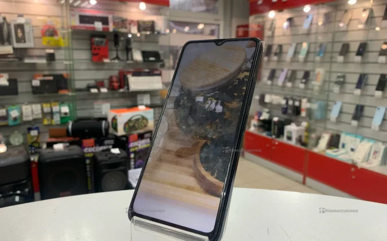 Samsung Galaxy A51 4/64 ГБ