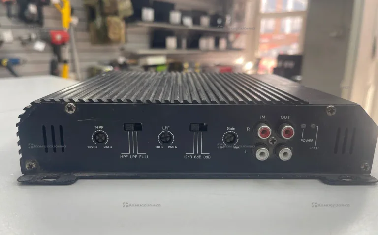 Усилитель  Урал Молния МЛ-2.60