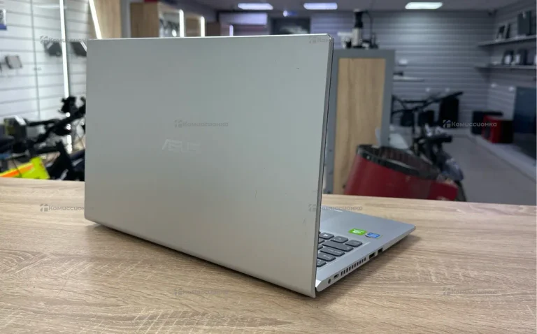 Ноутбук  asus r565j