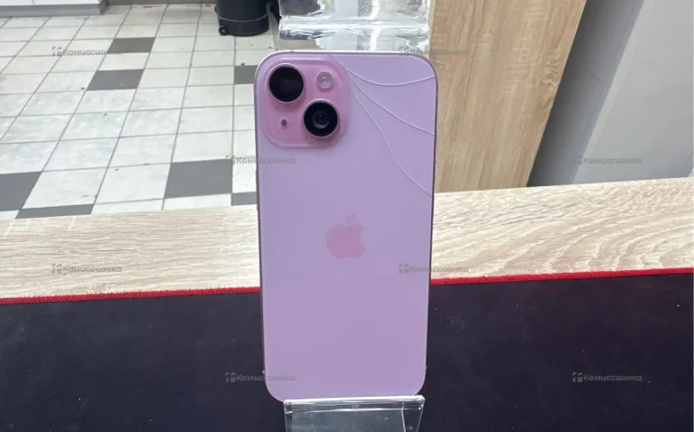 iPhone 15 128