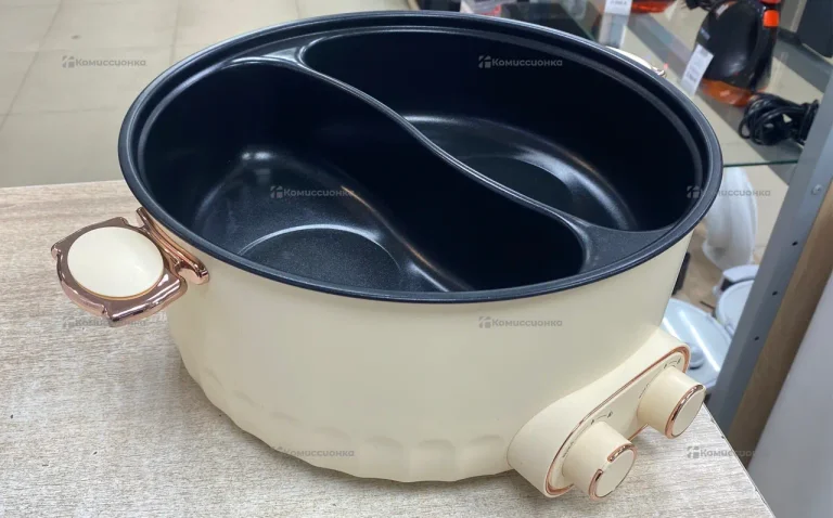 Электрокастрюля YUM55