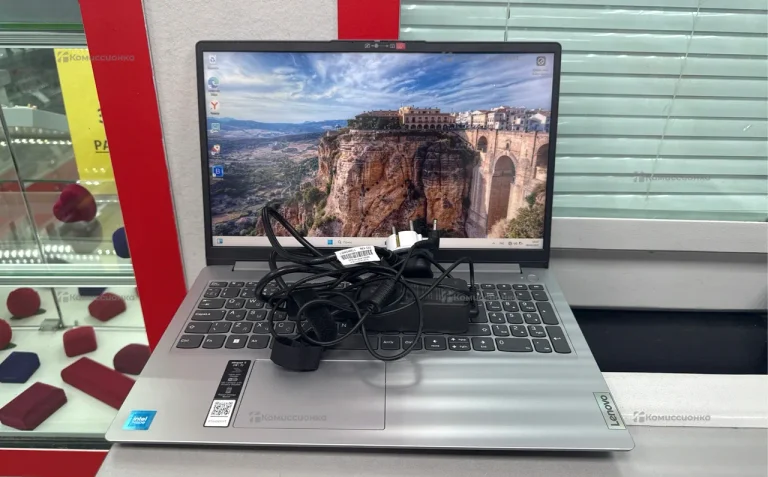 Ноутбук  Lenovo ideapad 1i