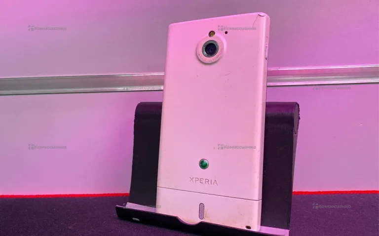 Sony Xperia J ST26i