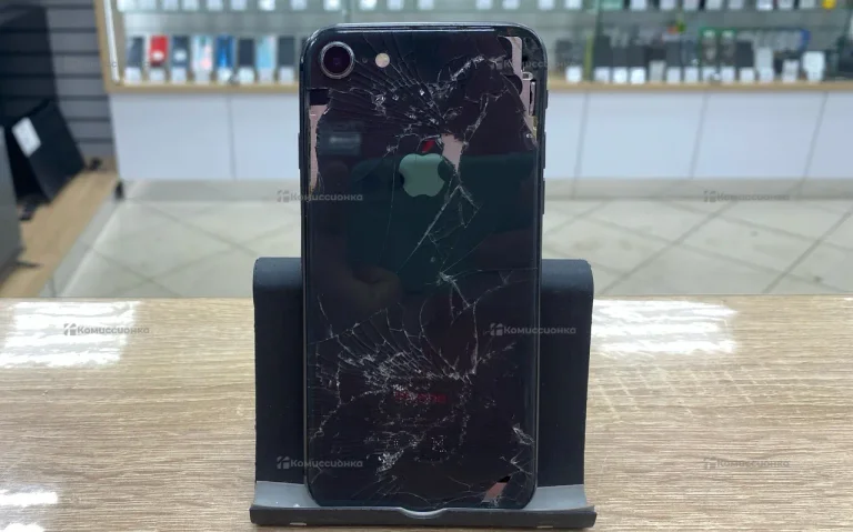 Apple iPhone 8 2/64 ГБ