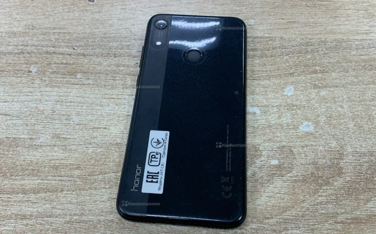 Honor 8A 2/32 ГБ