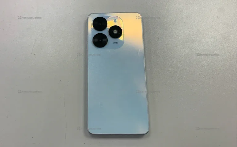 Tecno Spark Go 2024 3/64 ГБ