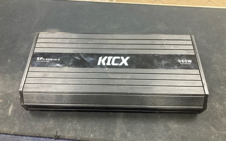 Усилитель  kick 560W