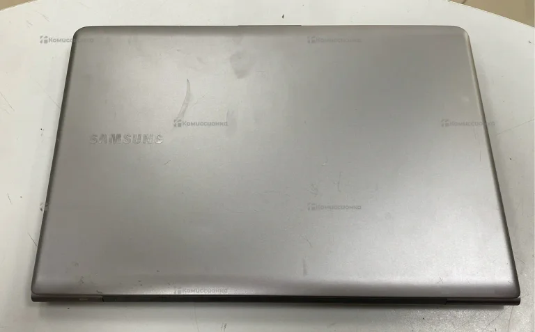 Ноутбук Samsung LTD 530U3