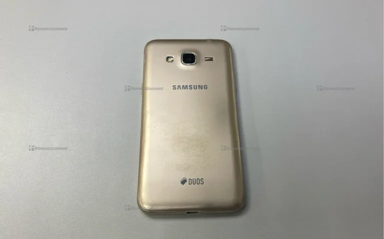 Samsung Galaxy J3 (2016) SM-J320F/DS 8Gb