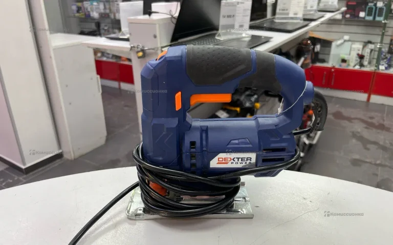 Лобзик Dexter Power NC500JS