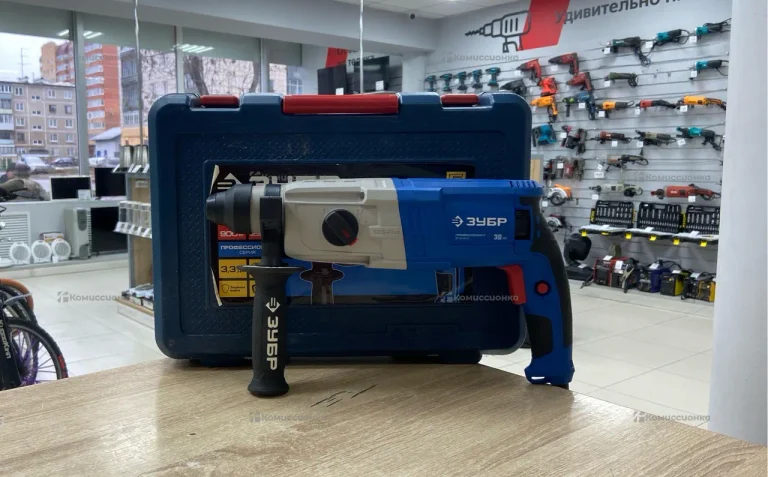 Перфоратор Зубр ЗП-30-900К