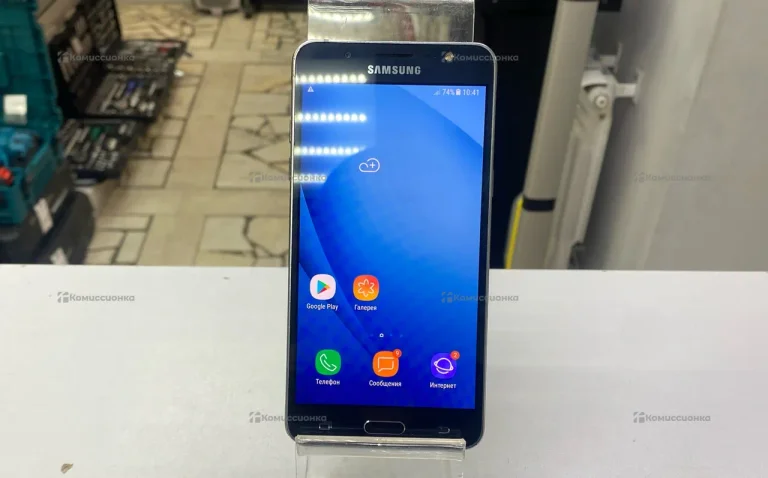 Samsung Galaxy J5 (2016) 2/16 ГБ