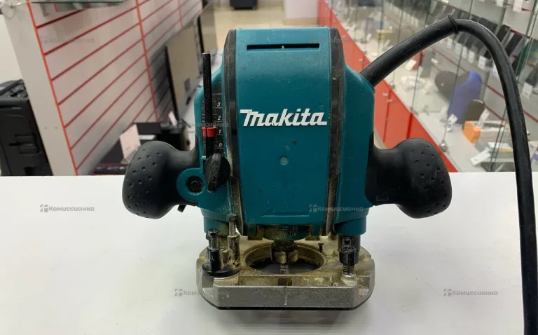 Фрезер makita RP0900