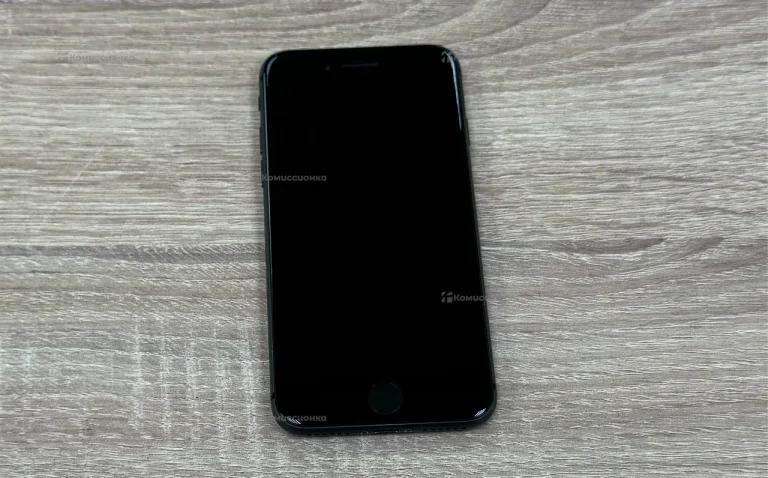 Apple iPhone 8 2/64 ГБ