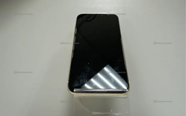 Apple iPhone XR 3/64 ГБ