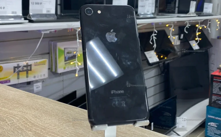 Apple iPhone 8 2/64 ГБ