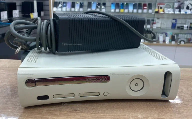 Приставка  Xbox 360 прошитый