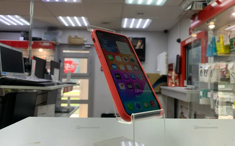 Apple Iphone 11 64 ГБ