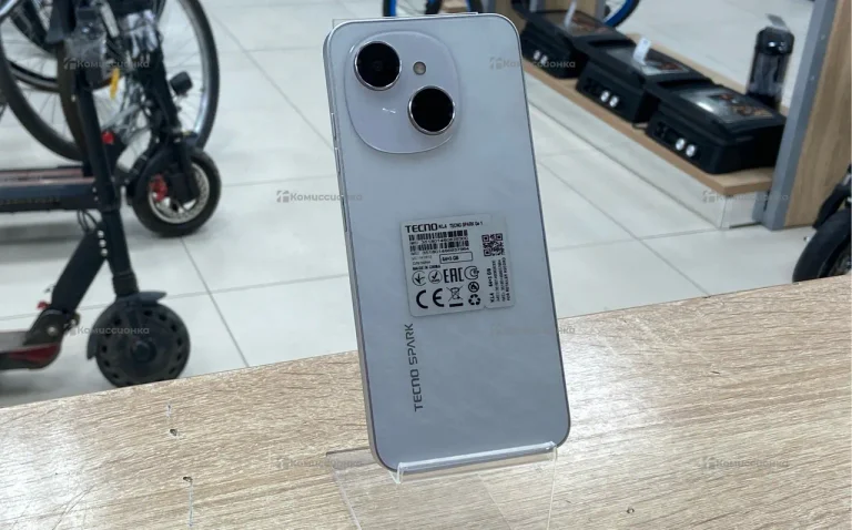 Tecno Spark Go 1 3/64 ГБ