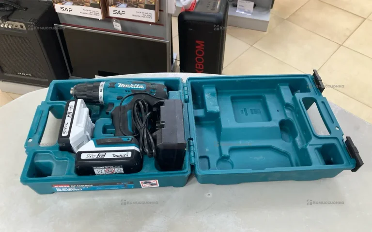 дрель шуруповерт Makita df488d