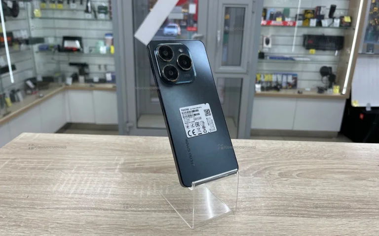 Tecno Spark 20 Pro 8/256 ГБ
