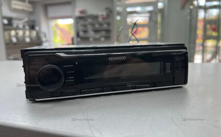 Автомагнитола Kenwood KMM-304Y
