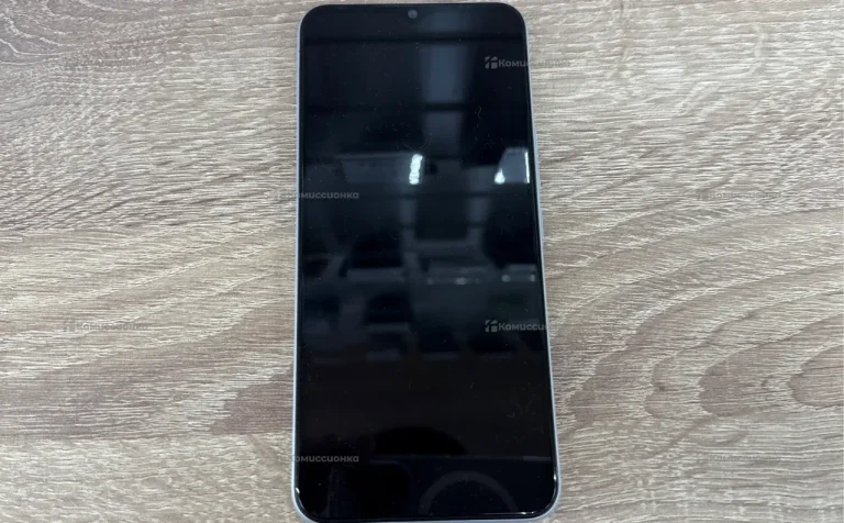 Tecno spark 8c 4/64