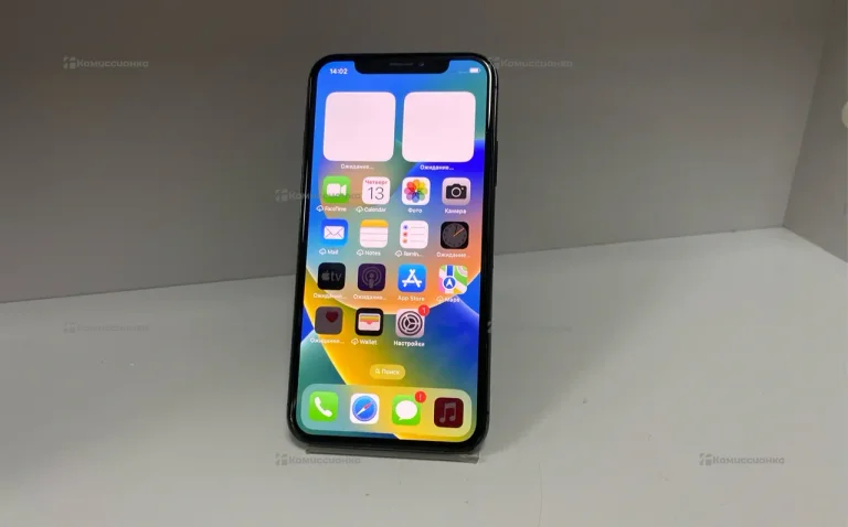 Apple iPhone X 3/256 ГБ