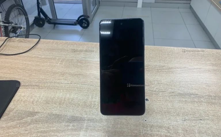 Infinix HOT 40i 8/128 ГБ