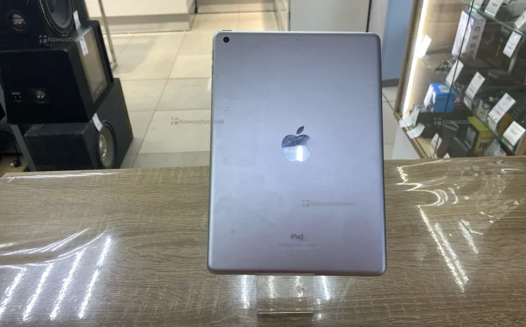 Планшет Apple IPad 6 64Gb