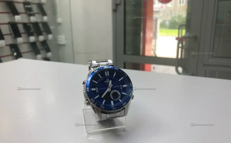 Часы Casio EFV-C100