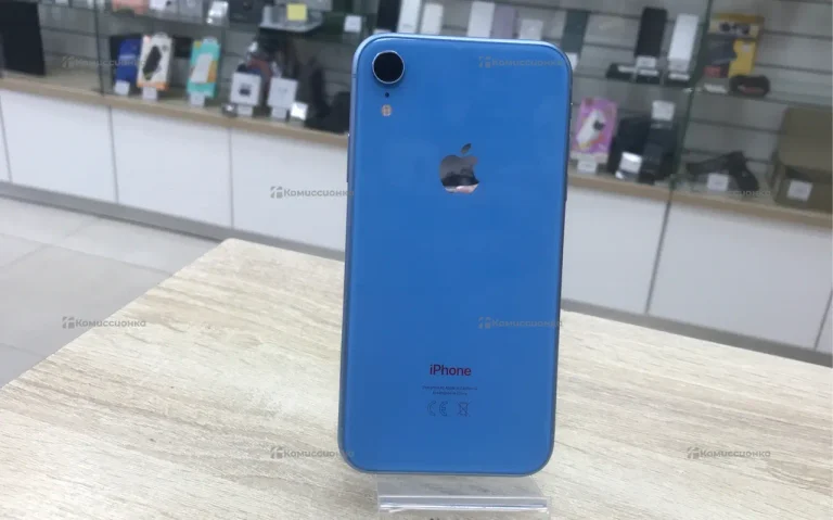 Apple iPhone XR 3/128 ГБ