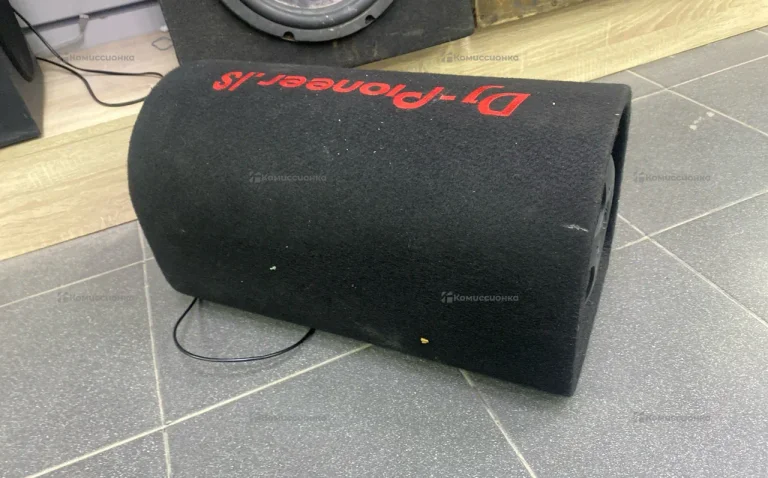 Сабвуфер  Pioner .ls 1680w