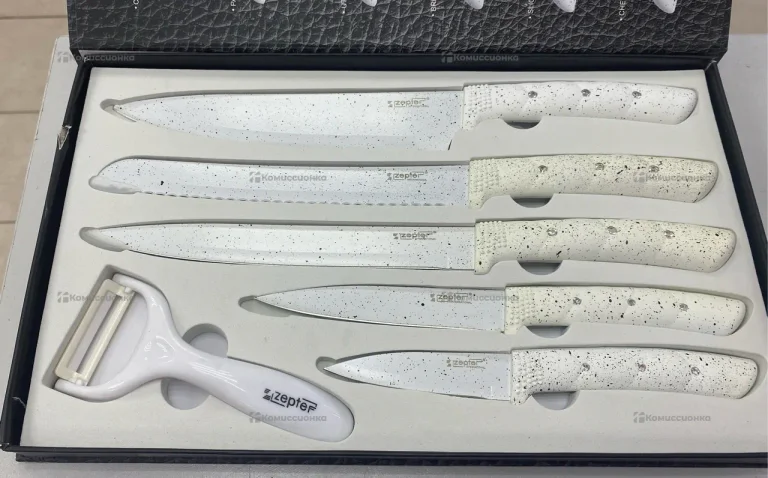 Набор ножей