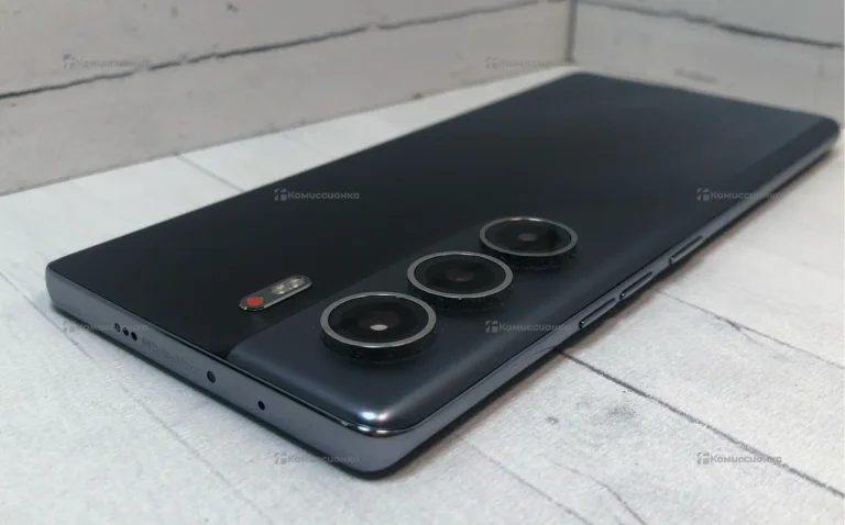 Tecno CAMON 40 Pro 5G 8+256Gb