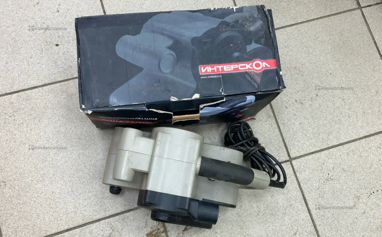 Ленточная шлифмашина Интерскол ЛШМ-76/900