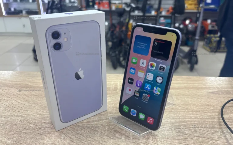 Apple iPhone 11 4/128 ГБ