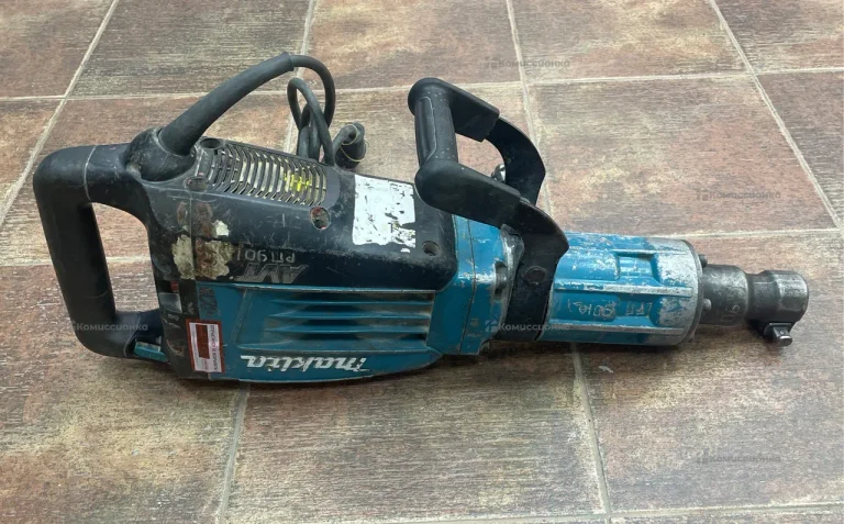 Отбойный молоток makita HM1317C
