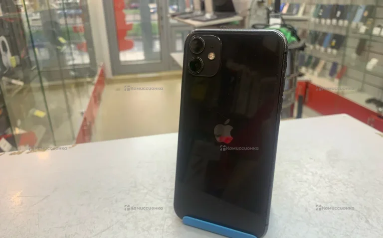 Apple iPhone 11 4/128 ГБ