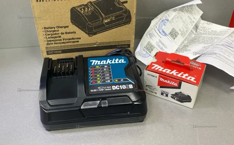Makita АКБ 10.8V 2A +зарядка DC10SB