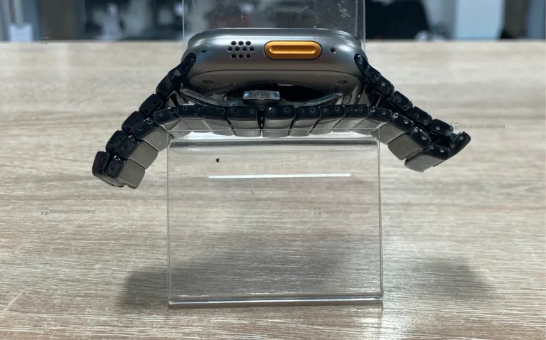 Часы  Apple Watch Ultra 49 mm