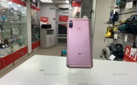 Xiaomi Redmi Note 5 4/64 ГБ
